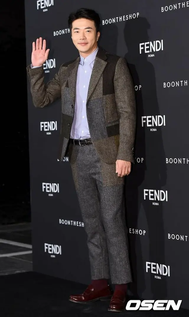 俳優クォン・サンウ