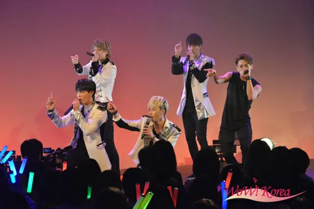 「BEE SHUFFLE」
