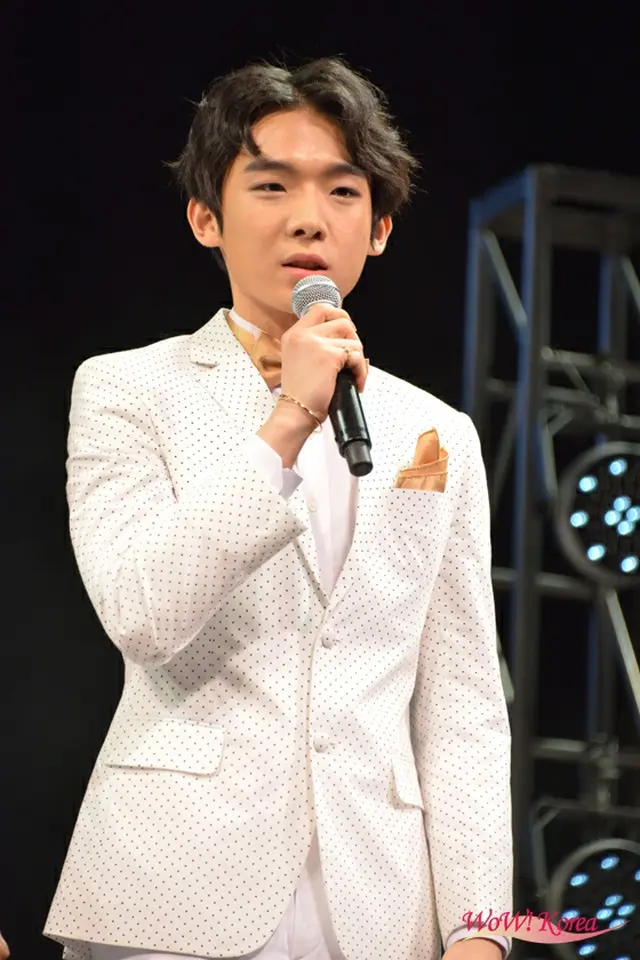 俳優キム・ジス