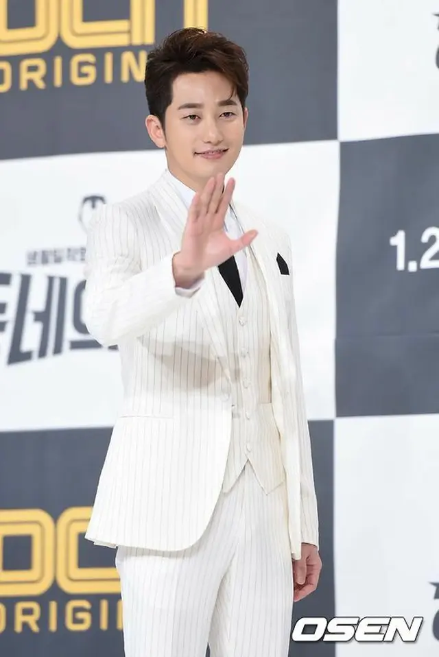 俳優パク・シフ