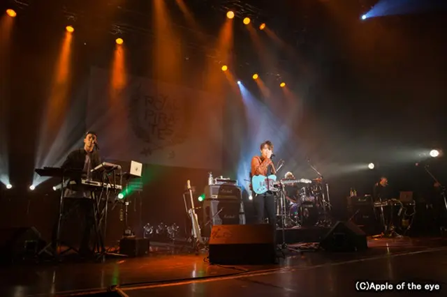 「ROYAL PIRATES」