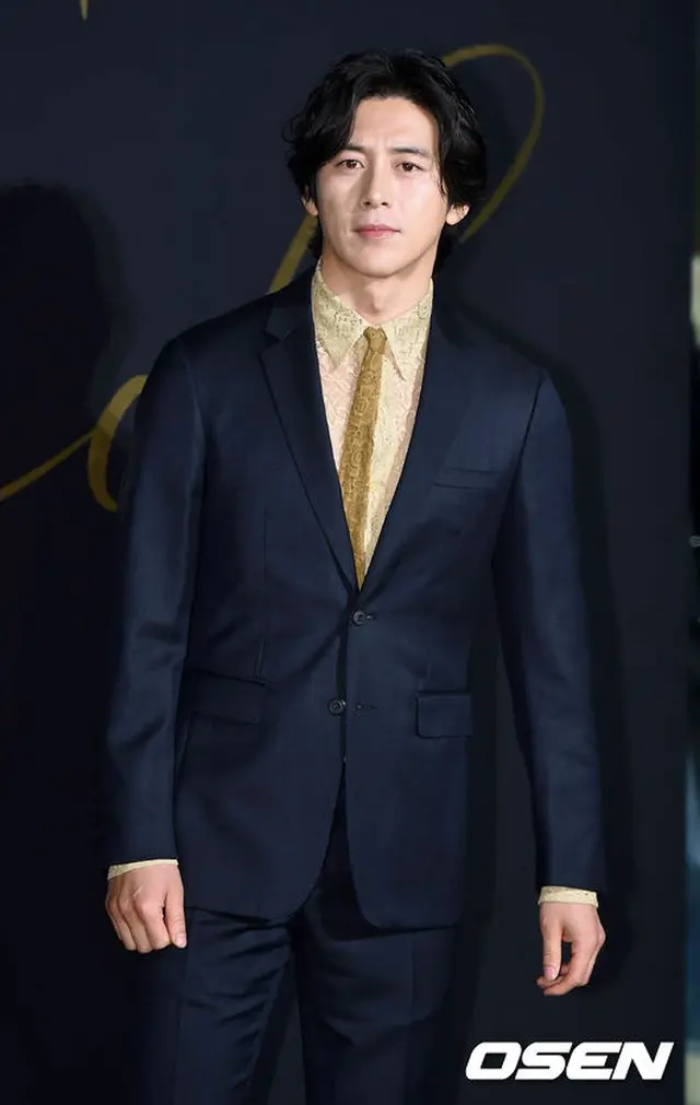俳優コ・ス