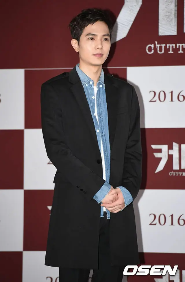 俳優キム・シフ