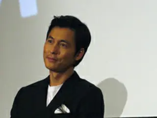イ・ビョンホン＆チョン・ウソン来日！映画『グッド・バッド・ウィアード』舞台挨拶