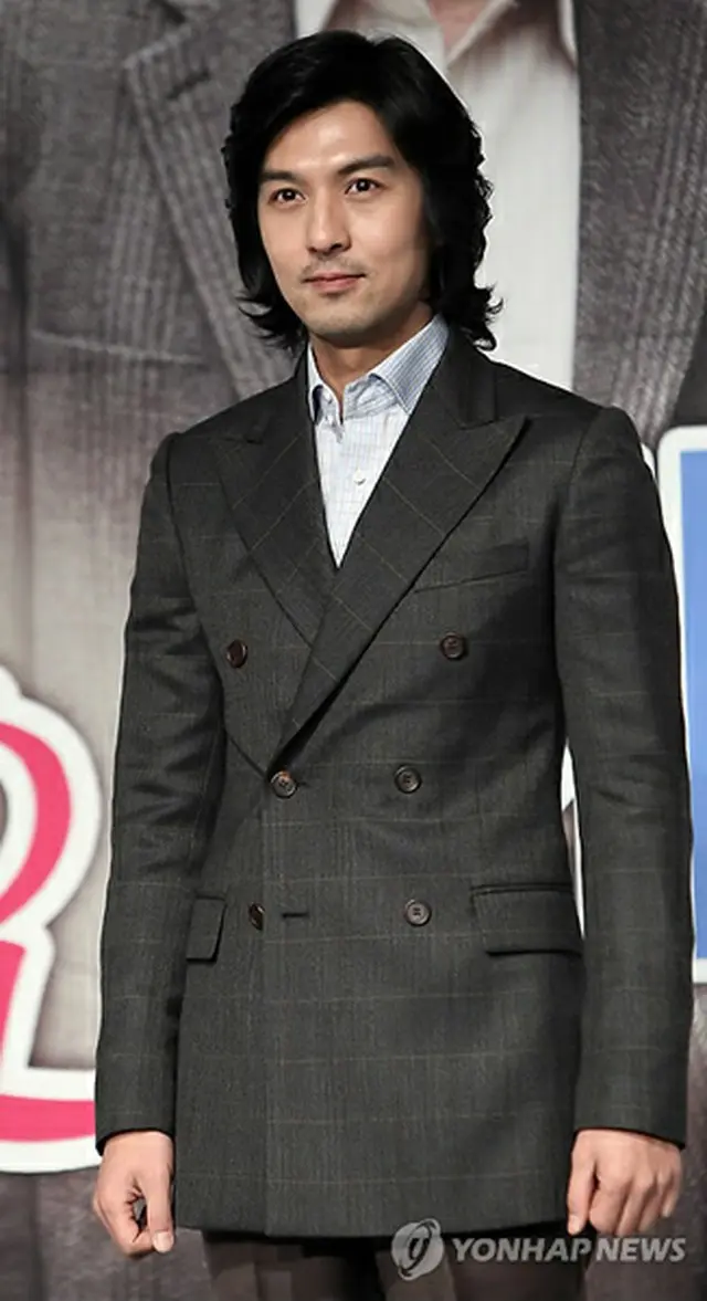 俳優イ・ピルモ