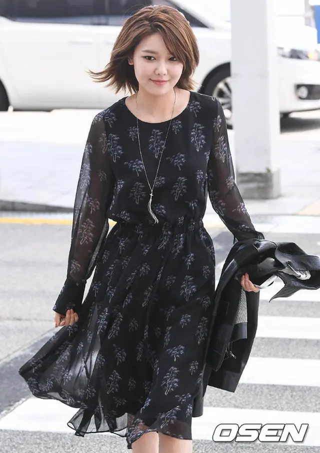 撮影のため仁川空港から出国したスヨン（少女時代）