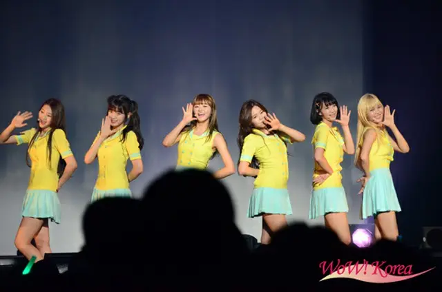 「OH MY GIRL」