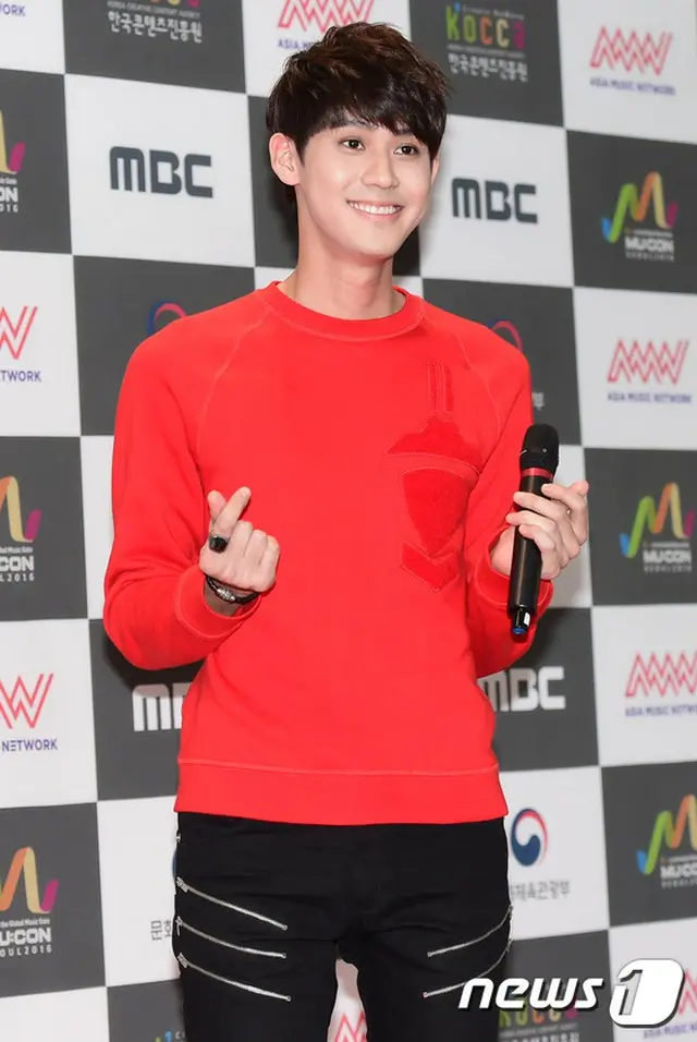 台湾俳優のディーノ・リー
