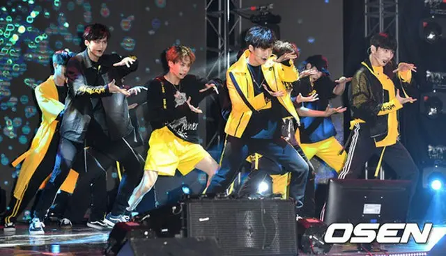 「PENTAGON」