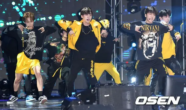 「PENTAGON」