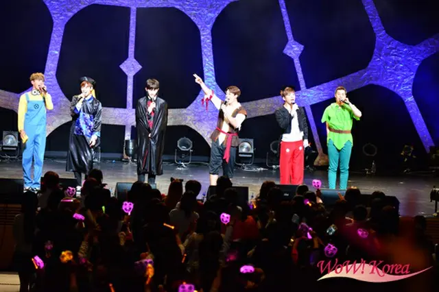 「U-KISS」左からジュン、ケビン、キソプ、フン、スヒョン、イライ