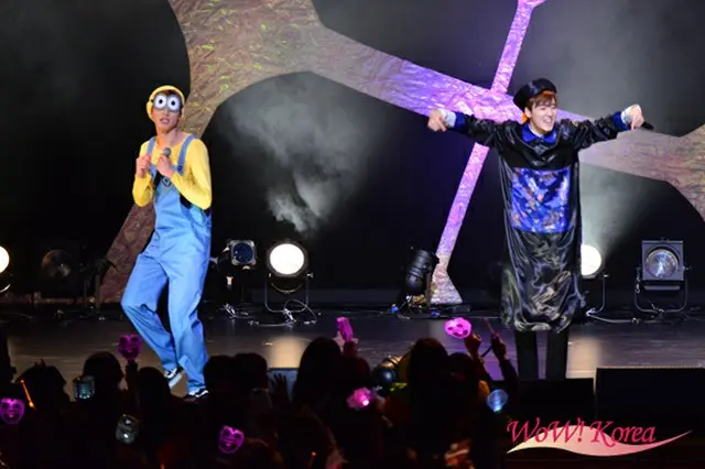 「U-KISS」左からジュン、ケビン