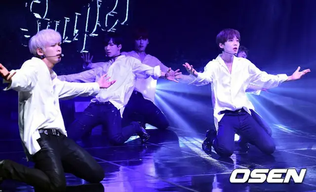 ミニアルバム「Rain of Mind」ショーケースを開催した「SNUPER」