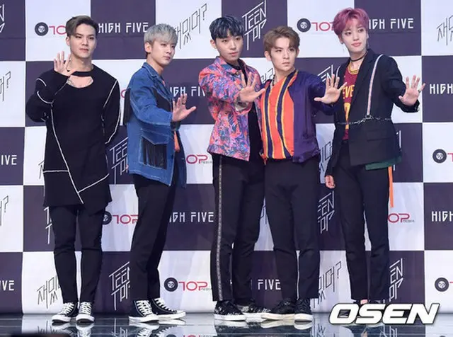 2ndアルバム「HIGH FIVE」のショーケースを開催した「TEENTOP」
