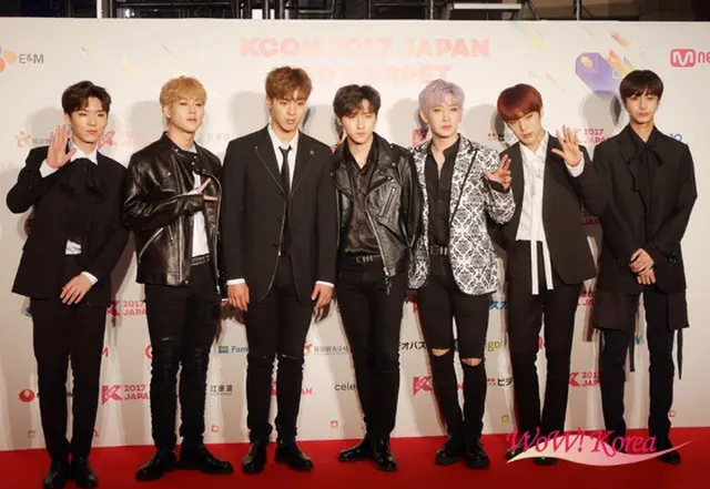 「MONSTA X」