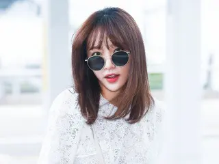 写真撮影のため出国した「EXID」ハニ