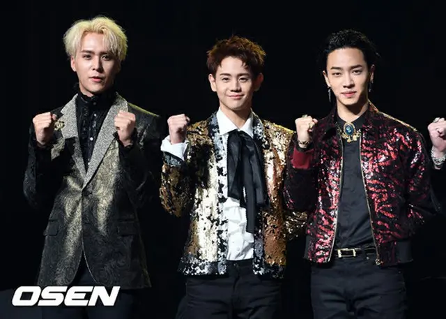 「Highlight」左からソン・ドンウン、ヤン・ヨソプ、イ・ギグァン