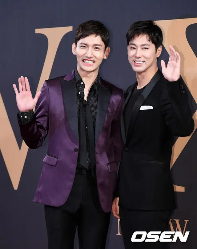 「TVXQ! ASIA PRESS TOUR」記者会見を開催した「東方神起」