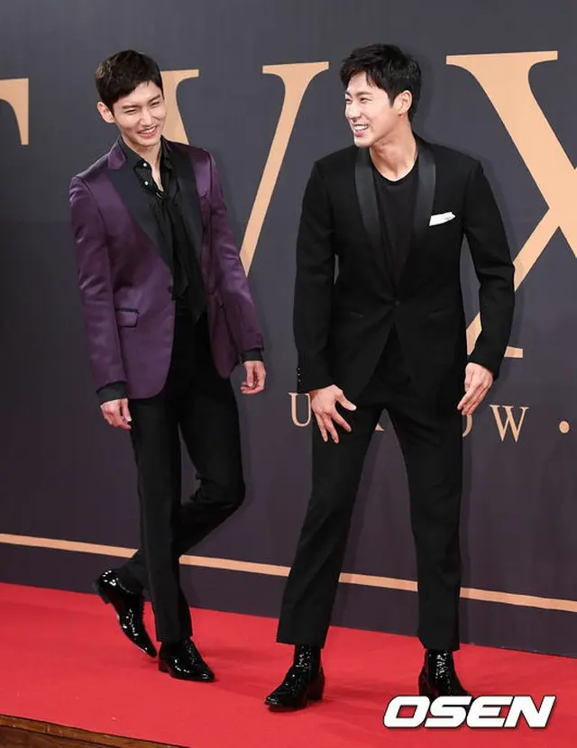 「TVXQ! ASIA PRESS TOUR」記者会見を開催した「東方神起」