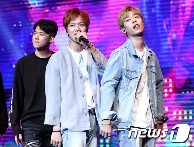 「プロデュース101(PRODUCE 101)シーズン2」出身のユニット「MXM」