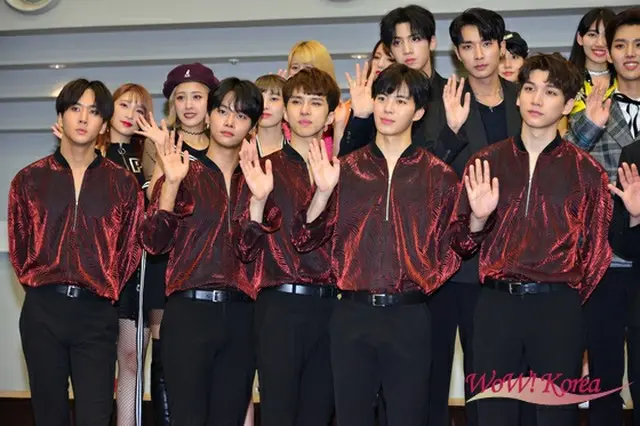 「VIXX」