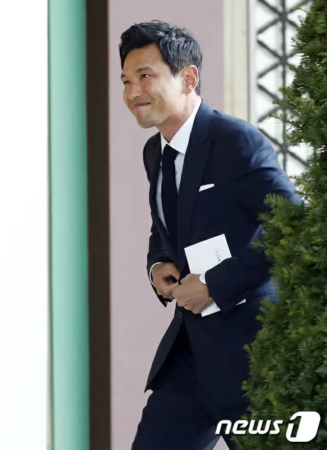 ファン・ジョンミン