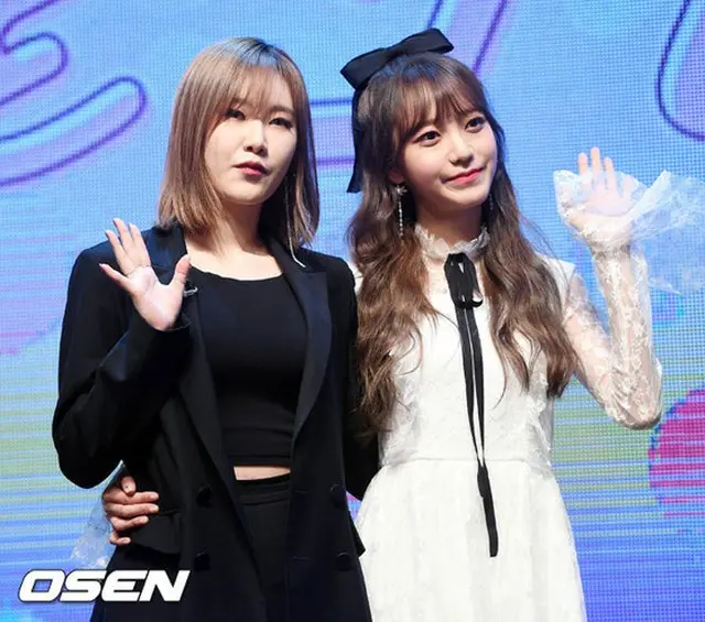 アルバムにフィーチャリング参加した「FIESTAR」イェジとキム・ソヒ