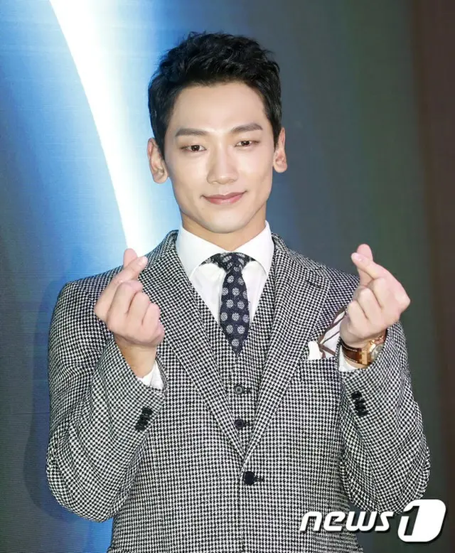 ミニアルバム「MY LIFE 愛」の記者懇談会を開催したRain(ピ)