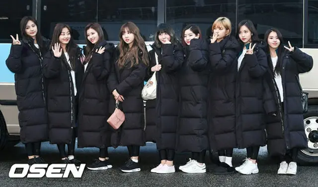 「TWICE」