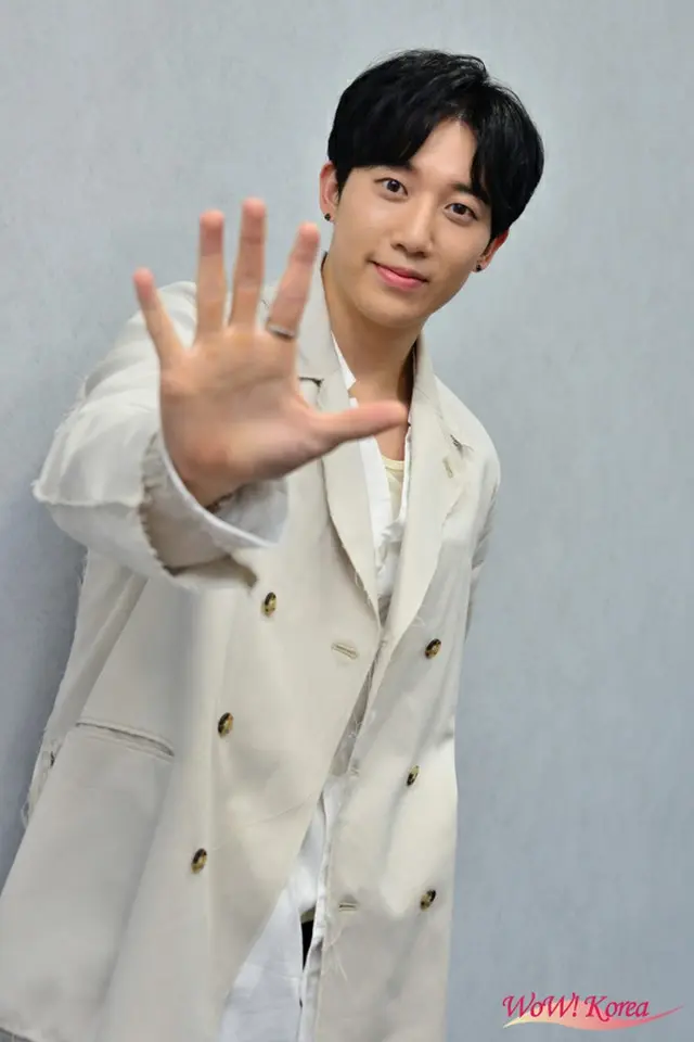 「U-KISS」フン