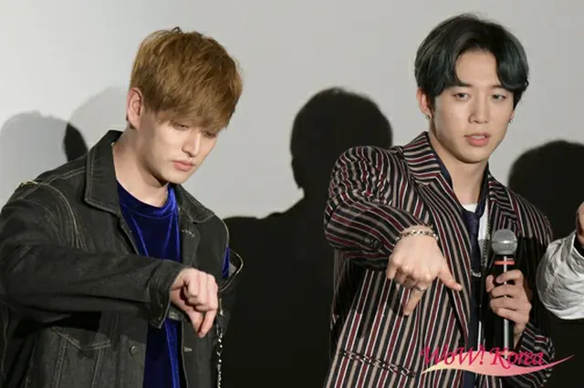 「U-KISS」左からイライ、フン