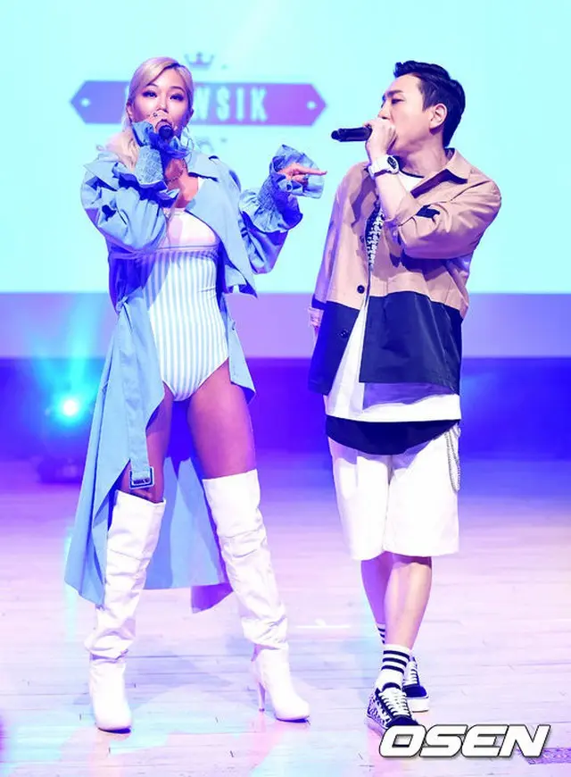 シングルアルバム「All I Need」のショーケースを開いたJessiとFLOWSIK