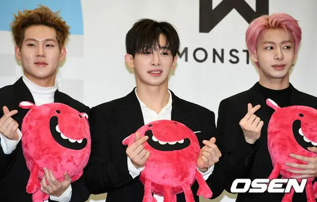 MONSTA X