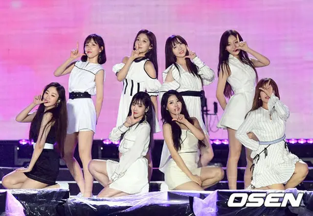 「LOVELYZ」