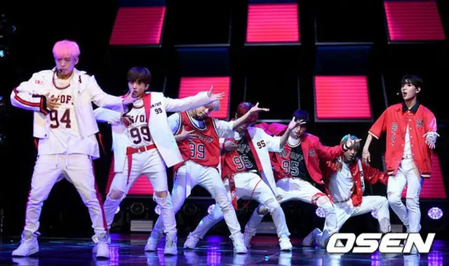 2ndミニアルバムのショーケースを開催した「ONF」
