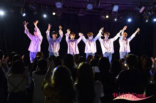 「TST」