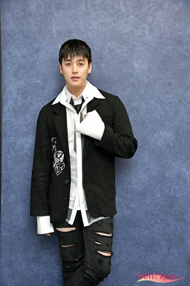 「U-KISS」イライ