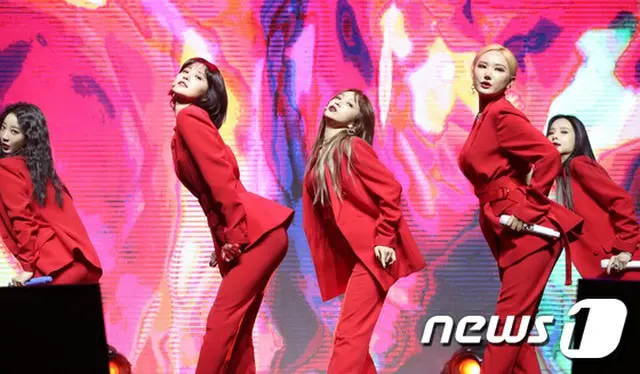 「EXID」