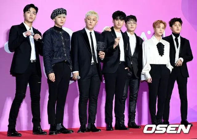 「iKON」