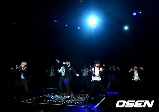 ニューミニアルバム「Laberinto」ショーケースを開催した「UP10TION」