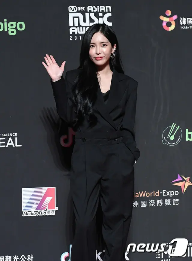 歌手Heize