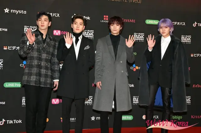 「NU‘EST W」