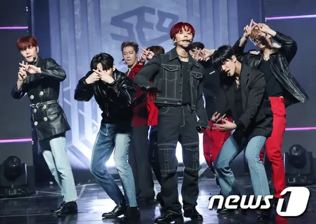 6thミニアルバム「NARCISSUS」のショーケースを開催した「SF9」