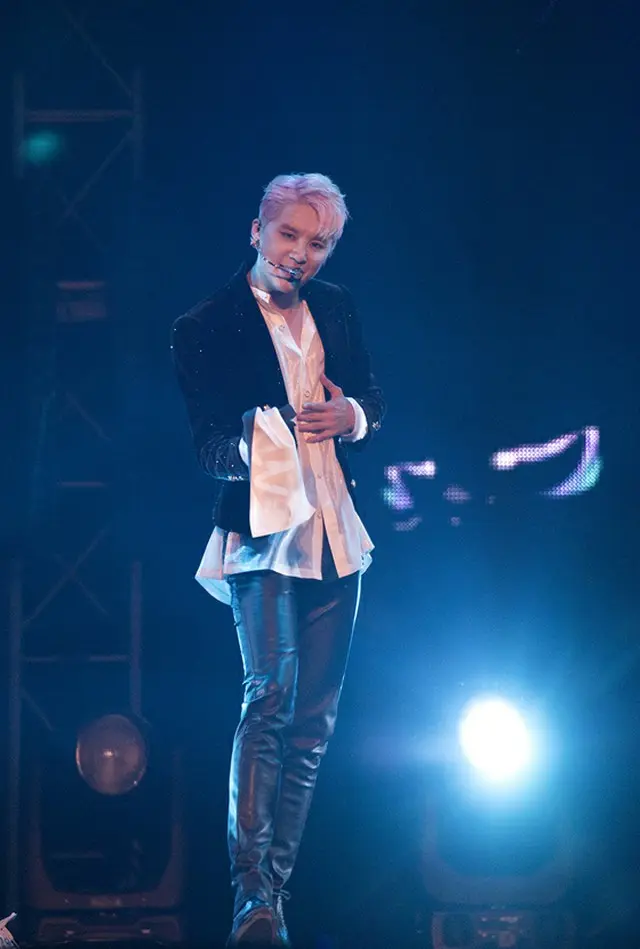 キム・ジュンス