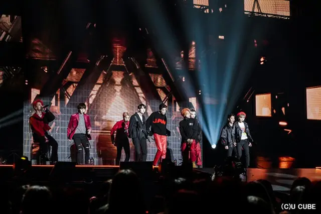 「PENTAGON」