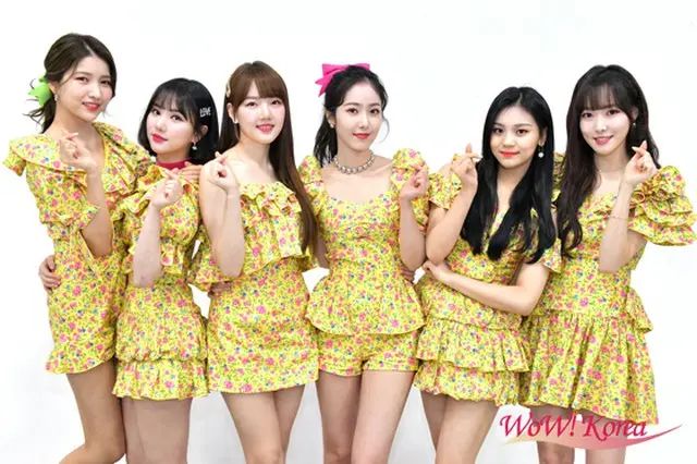 「GFRIEND」左からソウォン、ウナ、イェリン、シンビ、オムジ、ユジュ