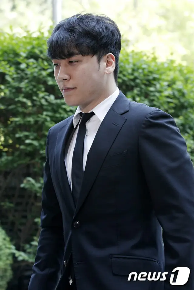 V.I（元BIGBANG）