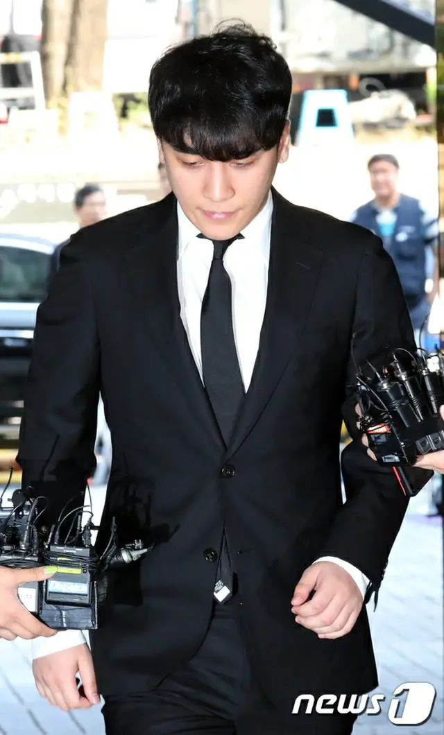 V.I（元BIGBANG）