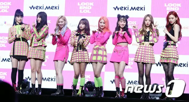 2ndシングルアルバム発売記念ショーケースを開催した「Weki Meki」