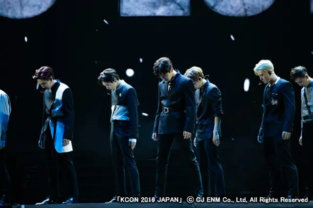 「NU‘EST」